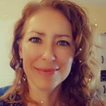 Profile Picture of Suzanne Webb (@curlysuzwebb) on Instagram