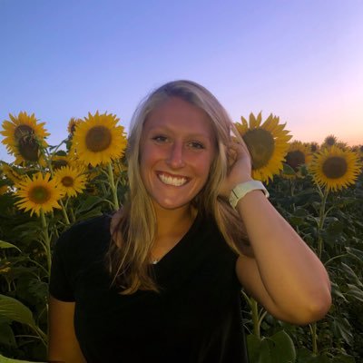 Profile Picture of Lily Schneider (@_lilyschneider_) on Twitter