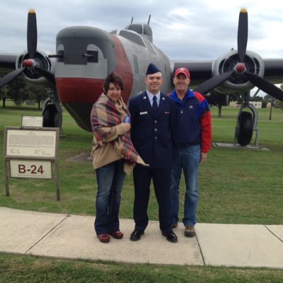 Profile Picture of Ken Lundkovsky (@koskey58) on Twitter