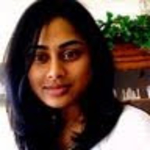 Profile Picture of Vina Patel (@vina187) on Poshmark