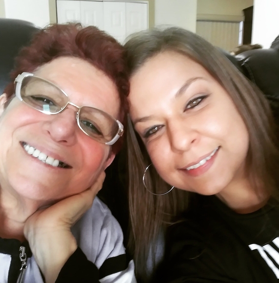 Profile Picture of Aileen Crespo (@aileencrespo) on Poshmark