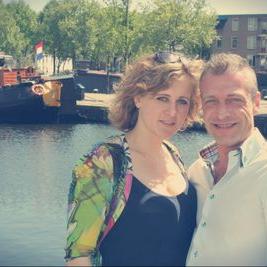 Profile Picture of John En Violet (@johnenviolet) on Twitter