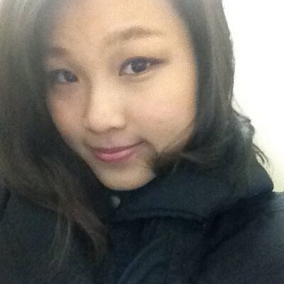 Profile Picture of Chan Yuk Chu (@helencyc) on Twitter