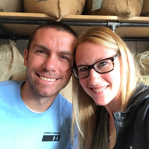 Profile Picture of Katlyn Speary (@katlynes) on Poshmark