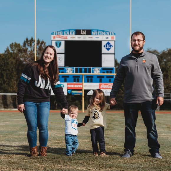 Profile Picture of Katie Nulty (@knulty) on Poshmark