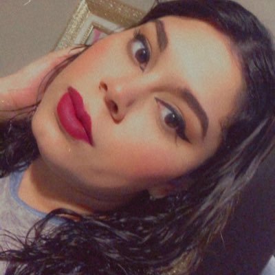 Profile Picture of Isabel Villalobos (@isabelv03552139) on Twitter