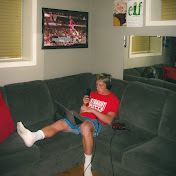 Profile Picture of Harry Halpin (@harryhalpinn) on Youtube