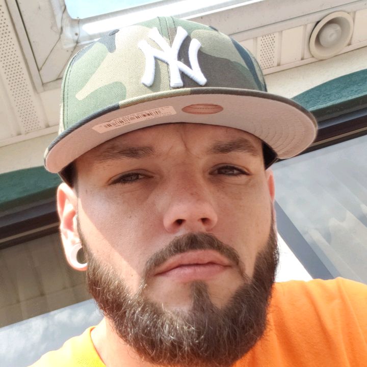 Profile Picture of Michael Ault (@michaelault) on Tiktok