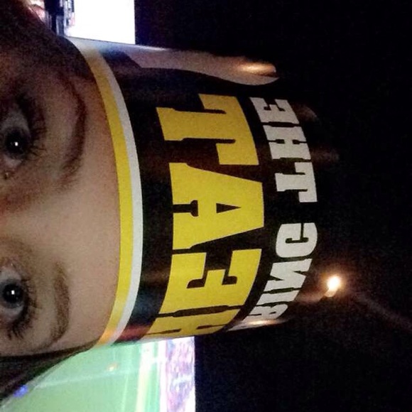 Profile Picture of Ruan Lynagh (@ruru56) on Poshmark