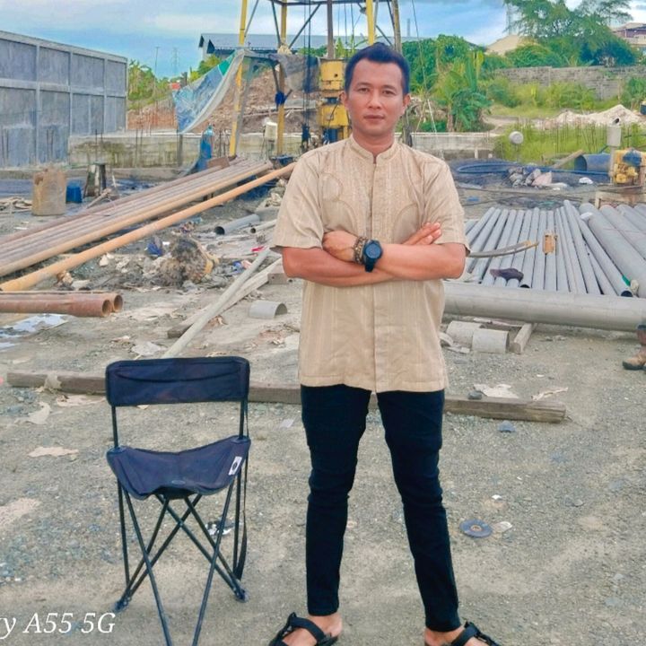 Profile Picture of simonesimons83 (@simonesimons4) on Tiktok