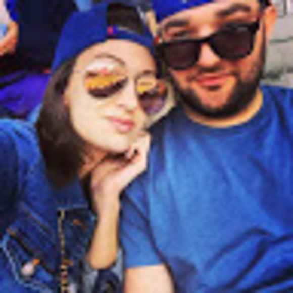 Profile Picture of Joe Weiss (@jweiss399) on Poshmark