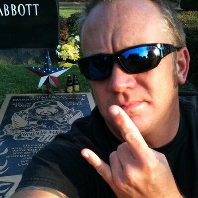 Profile Picture of Ed Reynolds (@@mdnghtrdio) on Twitter