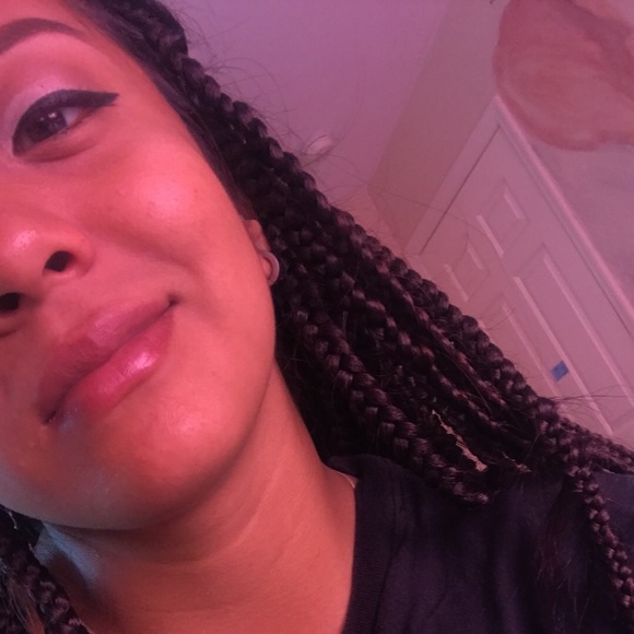 Sermeño Sermeño - Poshmark Profile Picture of Sermeño Sermeño (@sermenob) on Poshmark