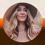 Profile Picture of Amanda Champagne Meadows (@champagnemeadows) on Instagram