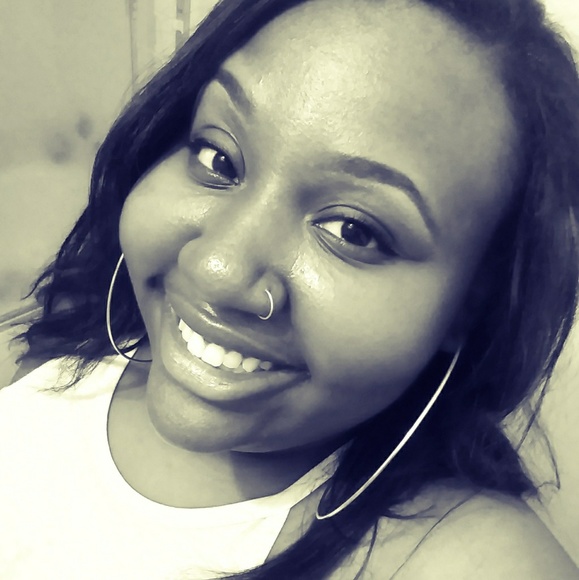 Profile Picture of Kimisha Brown (@mishanachelle) on Poshmark