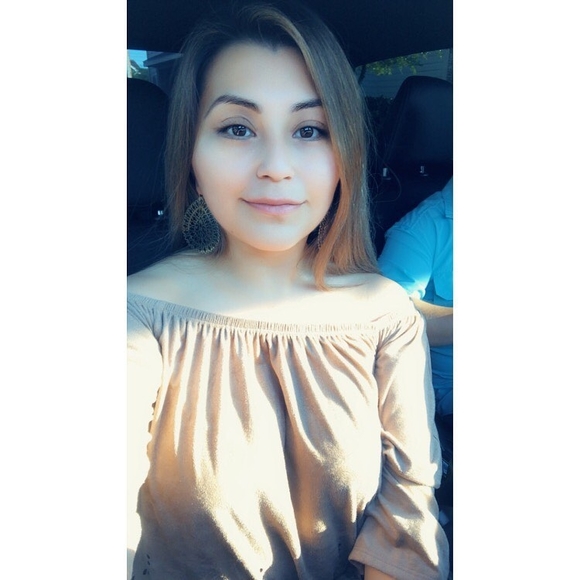 Profile Picture of Janeth Palacios (@janeth_lovee) on Poshmark