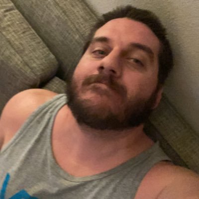 Profile Picture of Andrew Danson (@xXsuperbananaXx) on Twitter