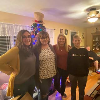 Profile Picture of Debbie Hammond Fouts (@debbie.h.fouts) on Facebook