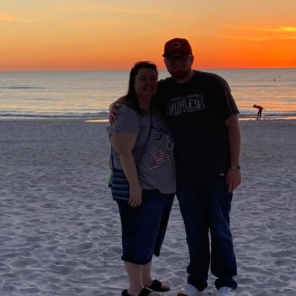 Profile Picture of Tiffiny Boschert (@tiffinyb79) on Poshmark