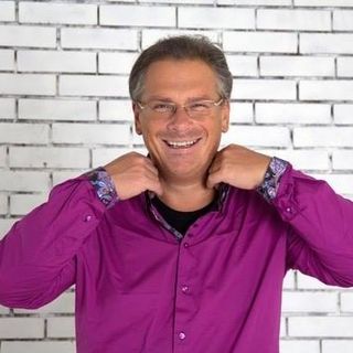 Profile Picture of Joshua Feuerstein (@dinkar.moroliya.9) on Facebook