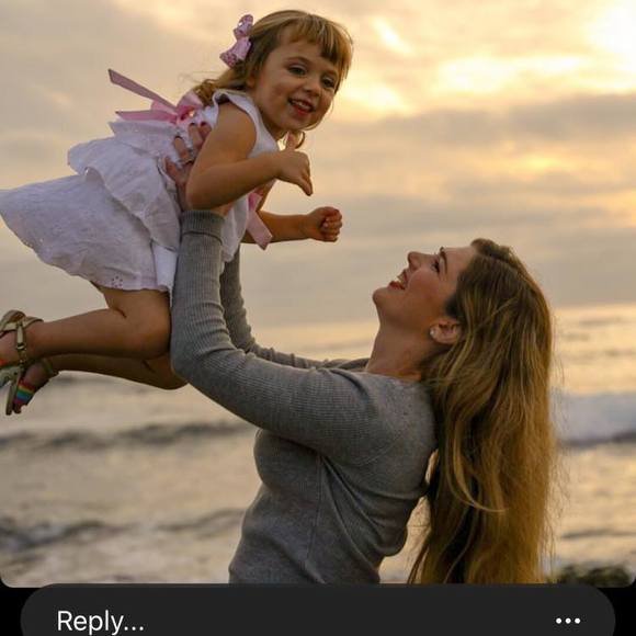 Profile Picture of Rene Conley (@reneconley) on Poshmark