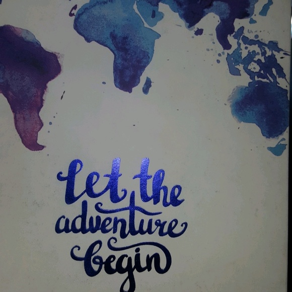 Profile Picture of Zoe Walsh (@zw1303) on Poshmark