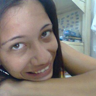 Profile Picture of Manuela Muniz Rosa (@manurocc) on Twitter