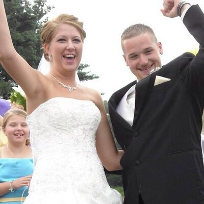 Profile Picture of Danielle Perron (@dperron87) on Twitter