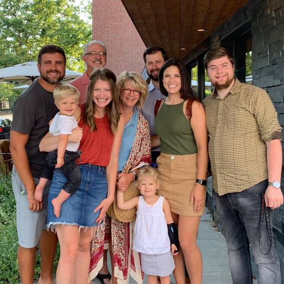 Carylee Meyers - Poshmark Profile Picture of Carylee Meyers (@meyerscarylee) on Poshmark