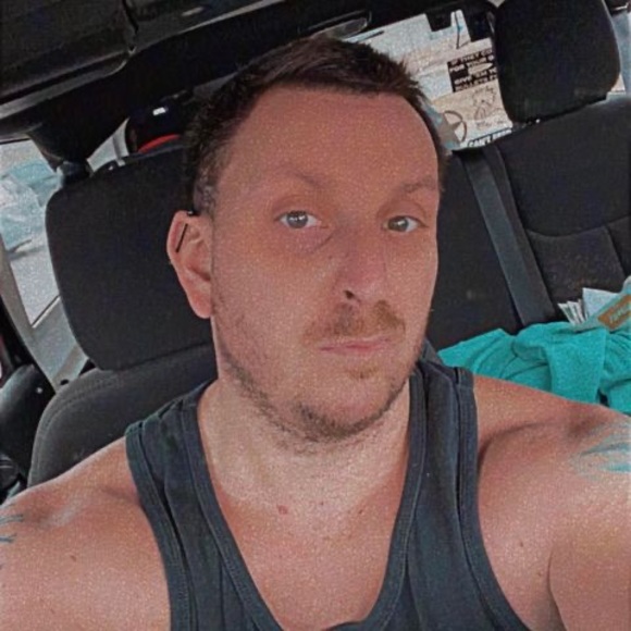 Profile Picture of Jake Fox (@jakefox748) on Poshmark