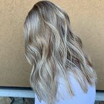 Profile Picture of 𝐻𝒶𝒾𝓁𝑒𝓎 𝒢𝒾𝓁𝓁𝒾𝓈 (@hairbyhaileygillis) on Instagram