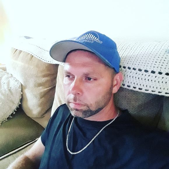 Profile Picture of James Adams (@bolick149) on Poshmark