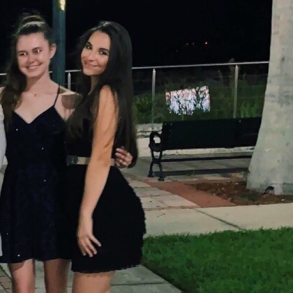 Profile Picture of Madison Deprospo (@madiadeprospo) on Poshmark