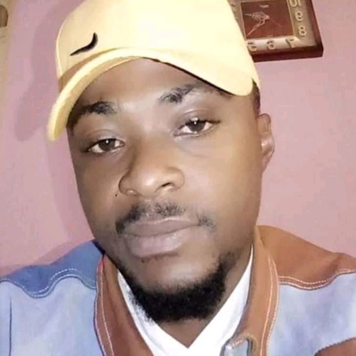 Profile Picture of Riverside (@jeff.a14) on Tiktok