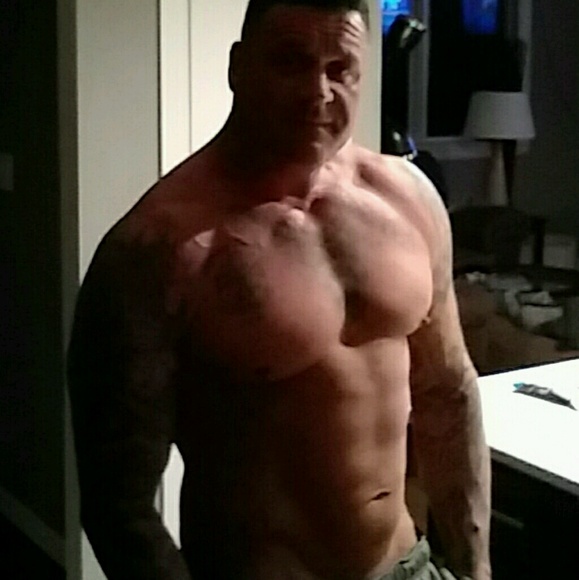 Profile Picture of Nicholas Emons (@nicholasemons) on Poshmark