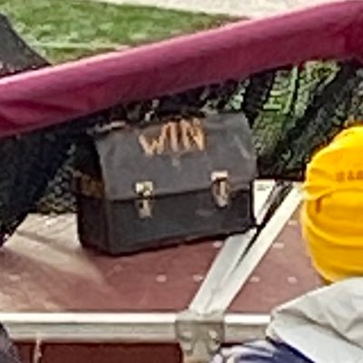 Profile Picture of Alex Chavez (@A_CHAV11) on Twitter