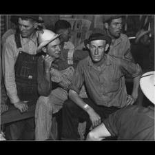 Profile Picture of Alfred Moore (@pooralfredo) on Twitter