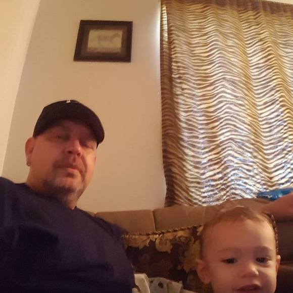 Dennis Bargowski - Poshmark Profile Picture of Dennis Bargowski (@dman112375) on Poshmark