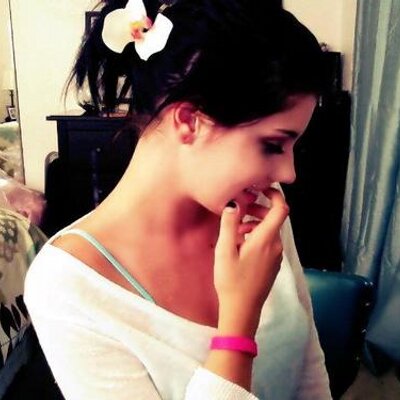 Profile Picture of Rachel Mazza (@BeastlyRachel) on Twitter