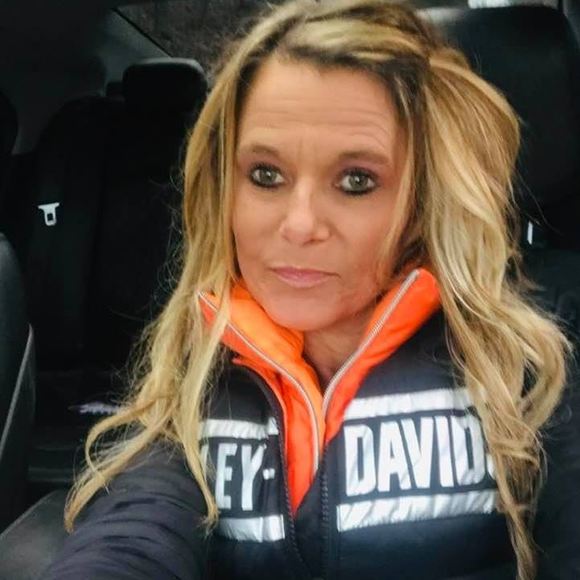 Profile Picture of Rachael Cain (@rachaelcain420) on Poshmark