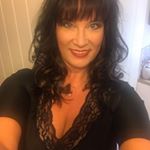 Profile Picture of Bernadette Robinson (@bernierobinson1968) on Instagram