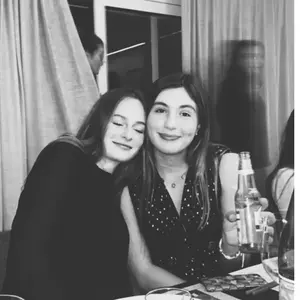 Profile Picture of AMÉLIE  (@amelie.radzikowski) on Tiktok