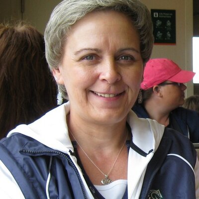 Profile Picture of Cindy Troyer (@troypups) on Twitter