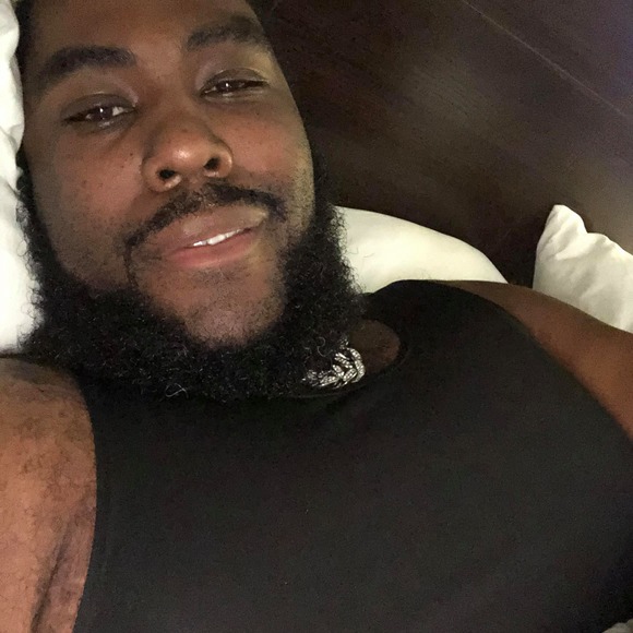 Profile Picture of George Blackmon (@doingitwell) on Poshmark