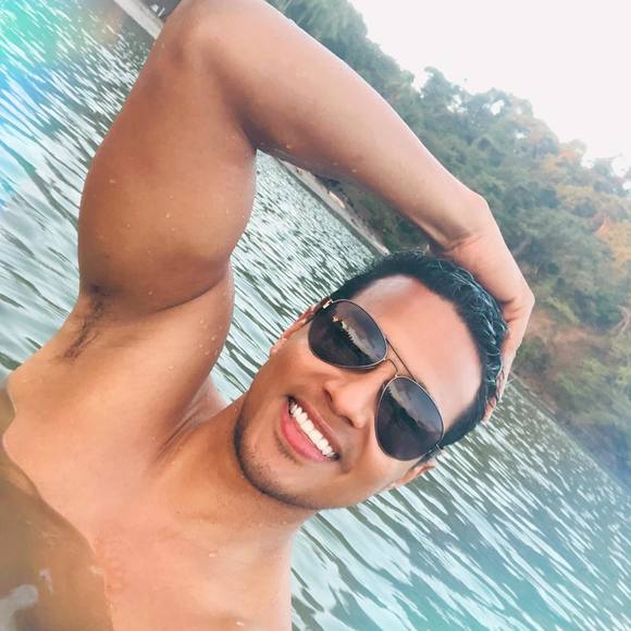 Profile Picture of Luis Cásares (@luiscct21) on Poshmark