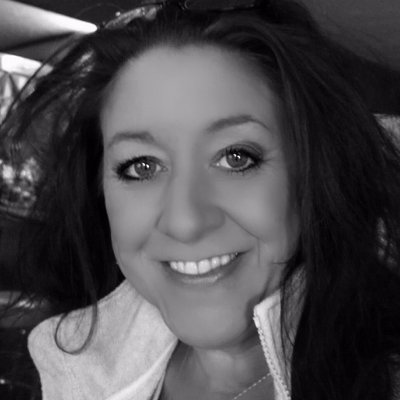 Profile Picture of Meredith Alexander (@meredith1322) on Twitter