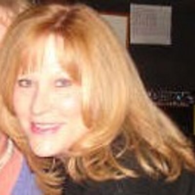 Profile Picture of Sharon Winter (@swredbaron) on Twitter