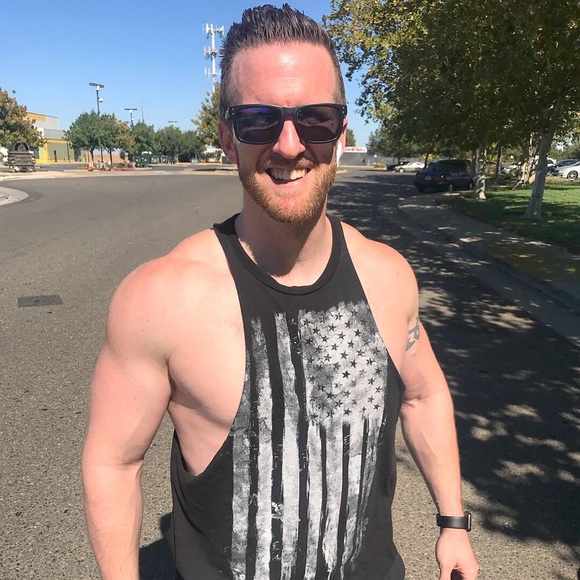 Profile Picture of Kyle Hassell (@kyle_hassell) on Poshmark