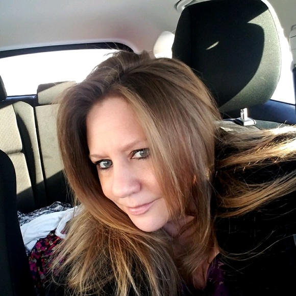 Profile Picture of Latricia Maynard (@latricia13) on Poshmark