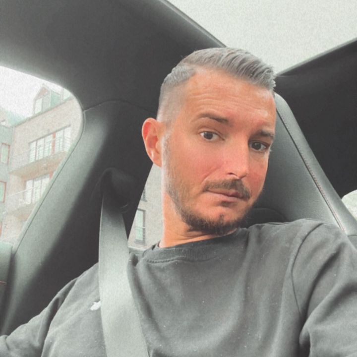 Profile Picture of geoffreyvn (@geoffreyvn) on Tiktok